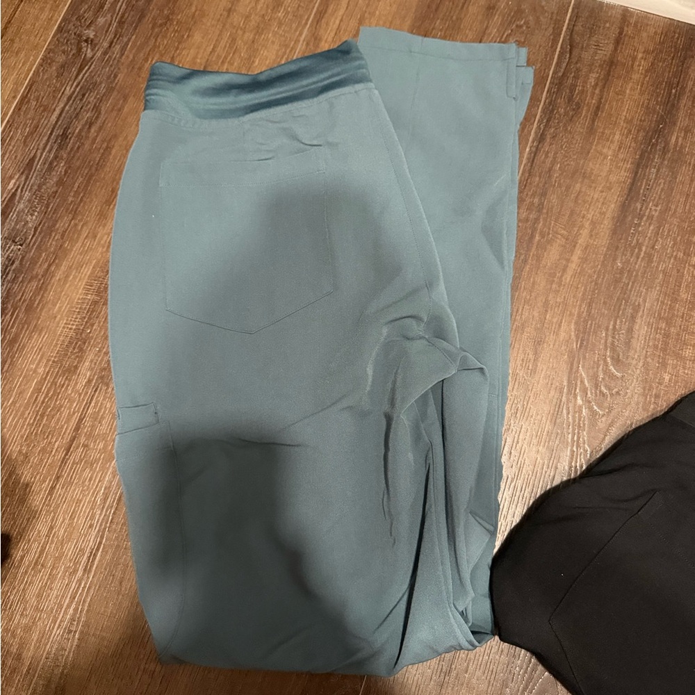 Mandala scrubs